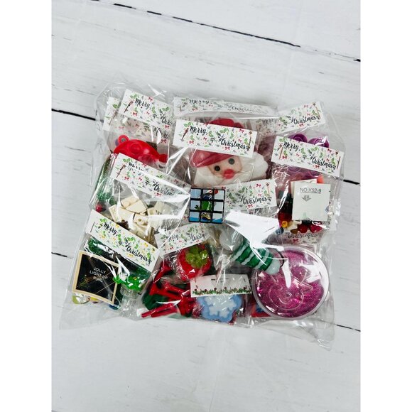 24 Days of Christmas Advent Calendar Stocking Stuffers and Santa Calendar - Picture 7 of 7